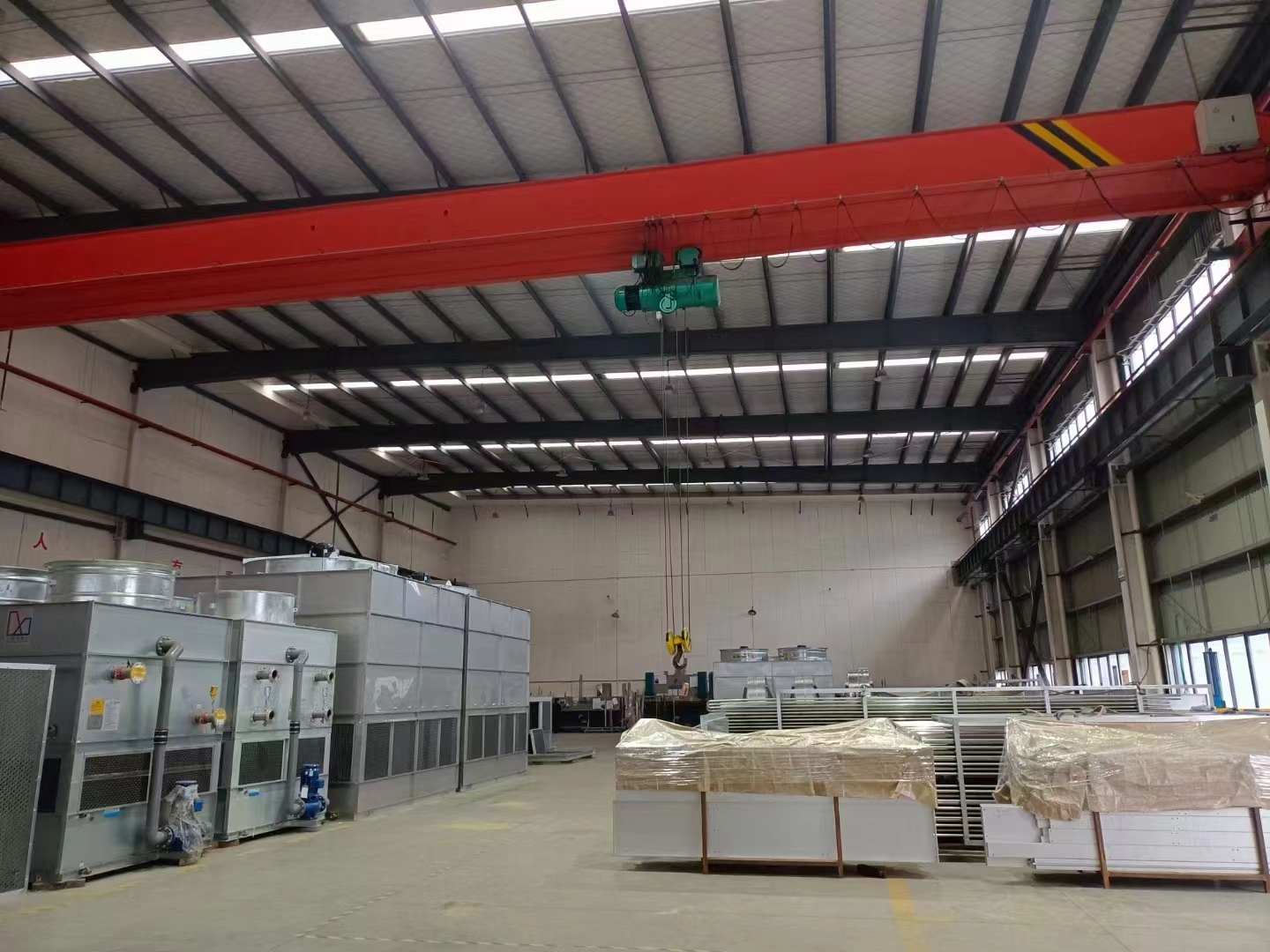 閉式冷卻塔噪聲控制 <a href=http://m.kylyjx.com/product/bishi/ target=_blank class=infotextkey>閉式冷卻塔</a>噪聲控制